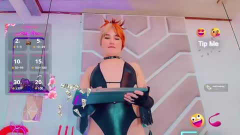 Snapshot of danielaadamss chatting on 02.16.25 Daniela online show from 02.16.25