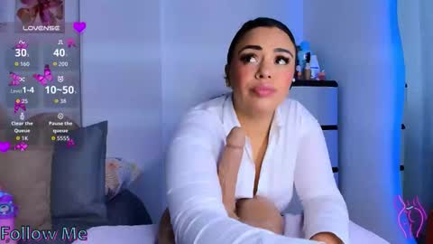 Snapshot of danielacortes03 chatting on 11.25.25 I think I will close this page please leave me a message if you want to know about me online show from 11.25.25