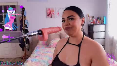 Snapshot of danielacortes03 chatting on 01.12.26 I think I will close this page please leave me a message if you want to know about me online show from 01.12.26