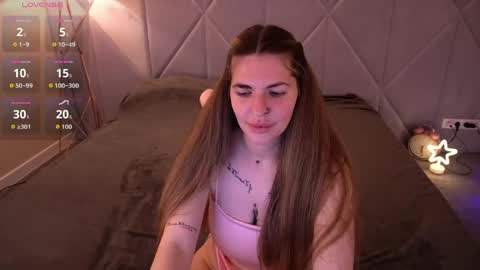 Snapshot of danielareign chatting on 05.06.26 danielareign online show from 05.06.26