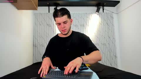 DANIEL online show from 01.02.25