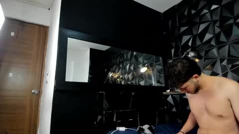 DANIEL online show from 01.05.25