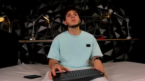 DANIEL online show from 01.06.25