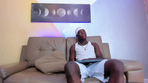 Snapshot of daniell_ferrari chatting on 01.27.25 daniell_ferrari online show from 01.27.25