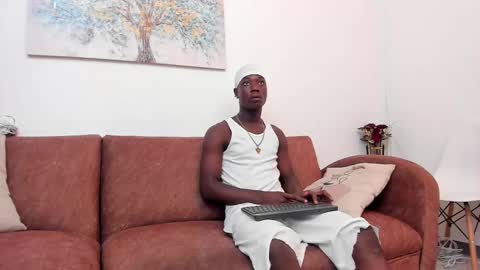 Snapshot of daniell_ferrari chatting on 01.28.25 daniell_ferrari online show from 01.28.25