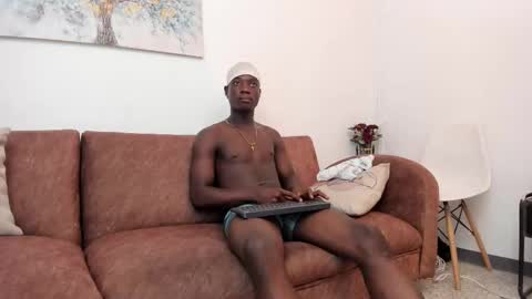 Snapshot of daniell_ferrari chatting on 02.04.25 daniell_ferrari online show from 02.04.25