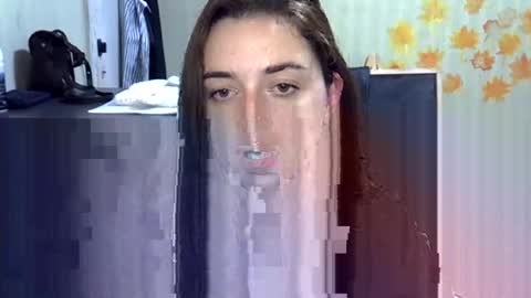 Snapshot of daniella_brunnette_ chatting on 10.18.25 Daniella  online show from 10.18.25
