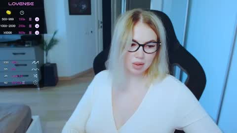 Snapshot of danielle_dunn chatting on 06.02.26 Danny online show from 06.02.26