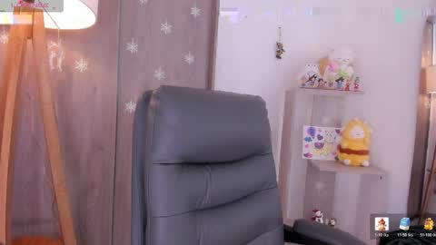 Danielle Rose online show from 05.12.26