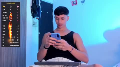Snapshot of daniels_cruz chatting on 03.07.25 Daniels Cruz online show from 03.07.25