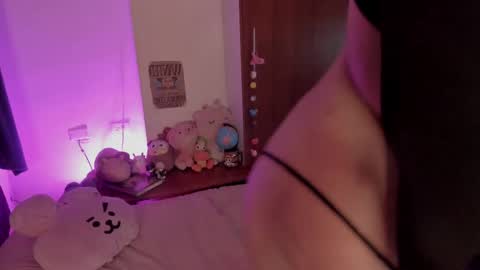 Snapshot of danii_boobs chatting on 09.26.25 danii_boobs online show from 09.26.25
