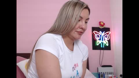 K A R O L online show from 02.11.25