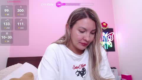 Snapshot of danika_bellaa chatting on 05.23.26 K A R O L online show from 05.23.26
