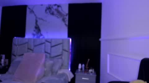 Dani Phonenix online show from 02.22.25