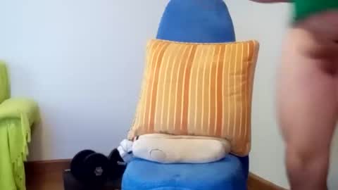 daniroca8 online show from 12.04.25