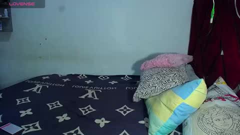 Snapshot of danisabrownn chatting on 10.12.25 danisabrownn online show from 10.12.25