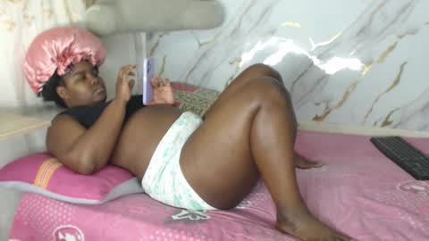 INSTAGRAM  Minni Moom online show from 11.12.25