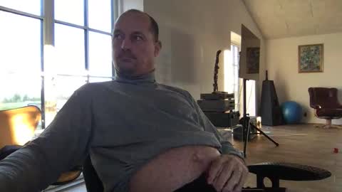 Snapshot of danishjss chatting on 11.26.25 danishjss online show from 11.26.25