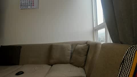 Snapshot of danisweet_ chatting on 04.27.26 dani online show from 04.27.26