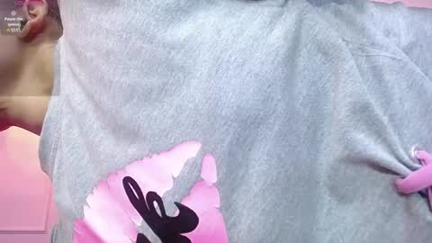 Snapshot of danna7cute chatting on 04.23.26 danna7cute online show from 04.23.26