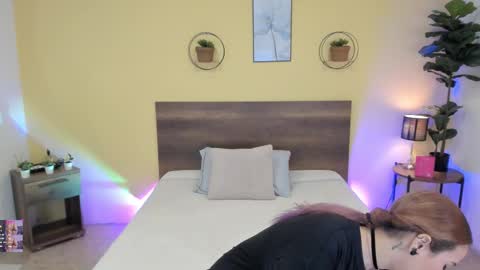 Dannacastle online show from 03.10.26