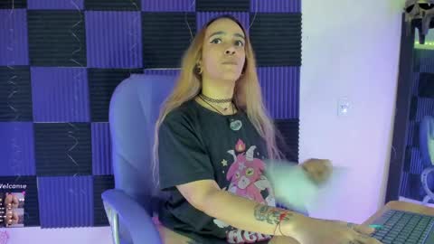 Dannacastle online show from 04.13.26