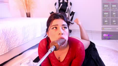 danna_adams1 online show from 02.07.25