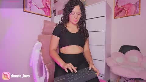 Snapshot of danna_lovs chatting on 10.10.25 Danna Lovs online show from 10.10.25