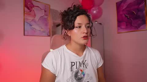 Danna Lovs online show from 02.21.26