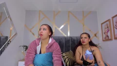  Danna  online show from 02.22.25