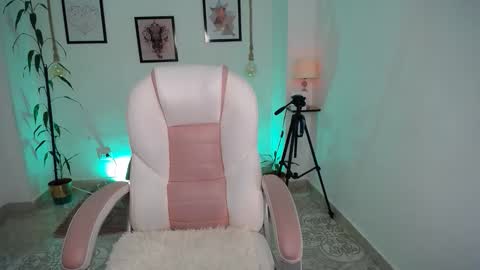 Danna online show from 04.11.26