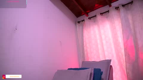 Snapshot of dannaberlin chatting on 10.09.25 Danna Berlin online show from 10.09.25