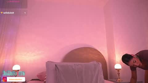 Snapshot of dannaberlin chatting on 11.25.25 Danna Berlin online show from 11.25.25