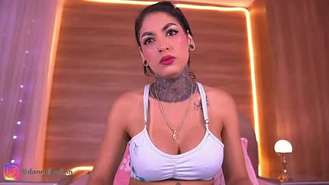 Danna Berlin  online show from 03.31.26