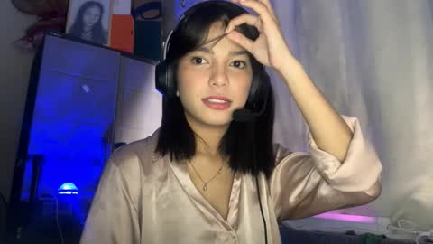 Snapshot of dannachalow chatting on 02.12.26 Kerry online show from 02.12.26