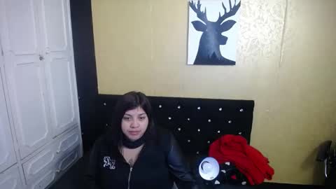 Snapshot of dannagarza chatting on 12.31.24 Danna Garza online show from 12.31.24
