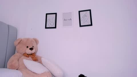 Insta DannaBlueX  online show from 01.28.25