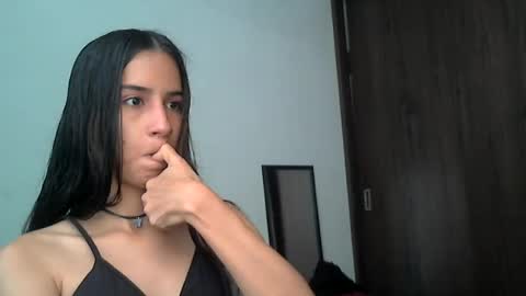 Snapshot of dannali22 chatting on 07.25.26 Dannali22 online show from 07.25.26