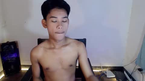 Snapshot of danner_fuckerxx chatting on 02.26.26 DANNER online show from 02.26.26