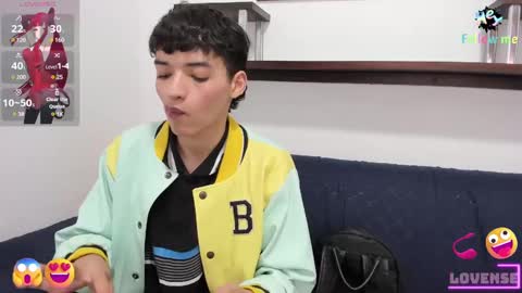 Snapshot of danniels_sweet chatting on 12.18.24 danniels_sweet online show from 12.18.24