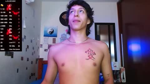 Snapshot of danny__phantom chatting on 11.27.25 phantom555 online show from 11.27.25