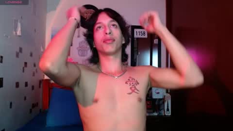 Snapshot of danny__phantom chatting on 01.05.26 phantom555 online show from 01.05.26