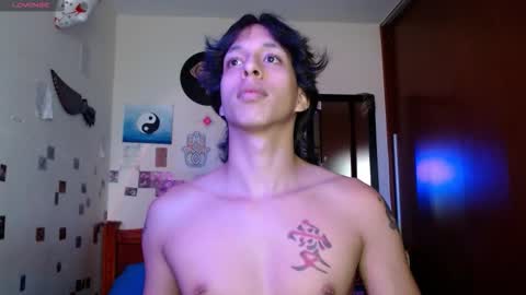 Snapshot of danny__phantom chatting on 02.08.26 phantom555 online show from 02.08.26