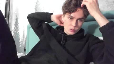 Snapshot of danny_love01 chatting on 01.05.25 danny online show from 01.05.25