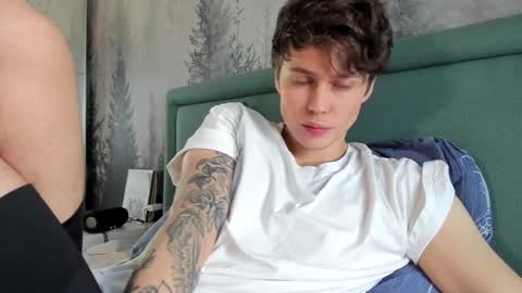 Snapshot of danny_love01 chatting on 02.05.25 danny online show from 02.05.25