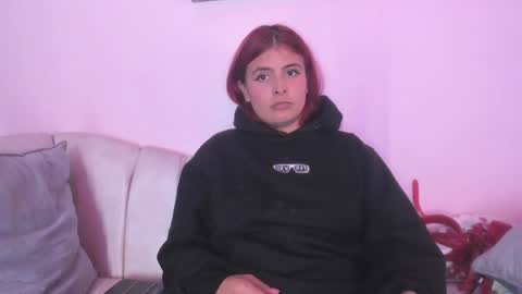 Dannya Rhodes online show from 01.11.25