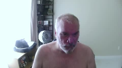 Snapshot of dannybear chatting on 05.09.26 Danny bear online show from 05.09.26