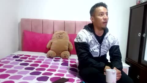 Snapshot of dannyhothot chatting on 01.27.25 danny and ruby online show from 01.27.25