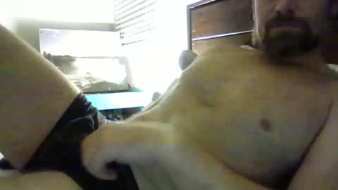 Snapshot of danroof2023 chatting on 01.04.25 danroof2023 online show from 01.04.25