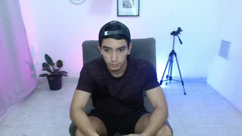 Snapshot of dante_18cm chatting on 05.01.26 Dante online show from 05.01.26